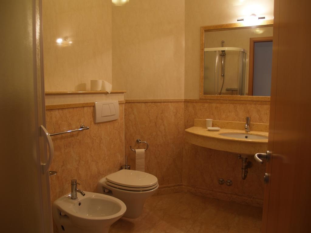 Euro Junior Apartment Кавалино-Трепорти Екстериор снимка